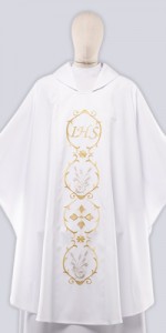 Les chasubles solennelles avec broderie - Les chasubles - vetementsliturgiques.fr