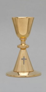 Les calices - Le matériel liturgique - vetementsliturgiques.fr