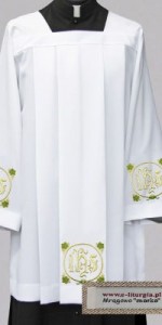 Les surplis brodés - Les surplis pour prêtres - vetementsliturgiques.fr